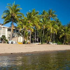 Resort Island Views Beachfront, Palm Cove